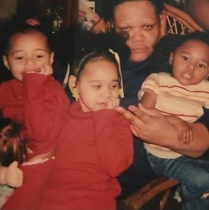 Meet your Posher, Charles t